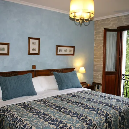 El Corral Del Acebo Guest House Nueva De Llanes Room photo